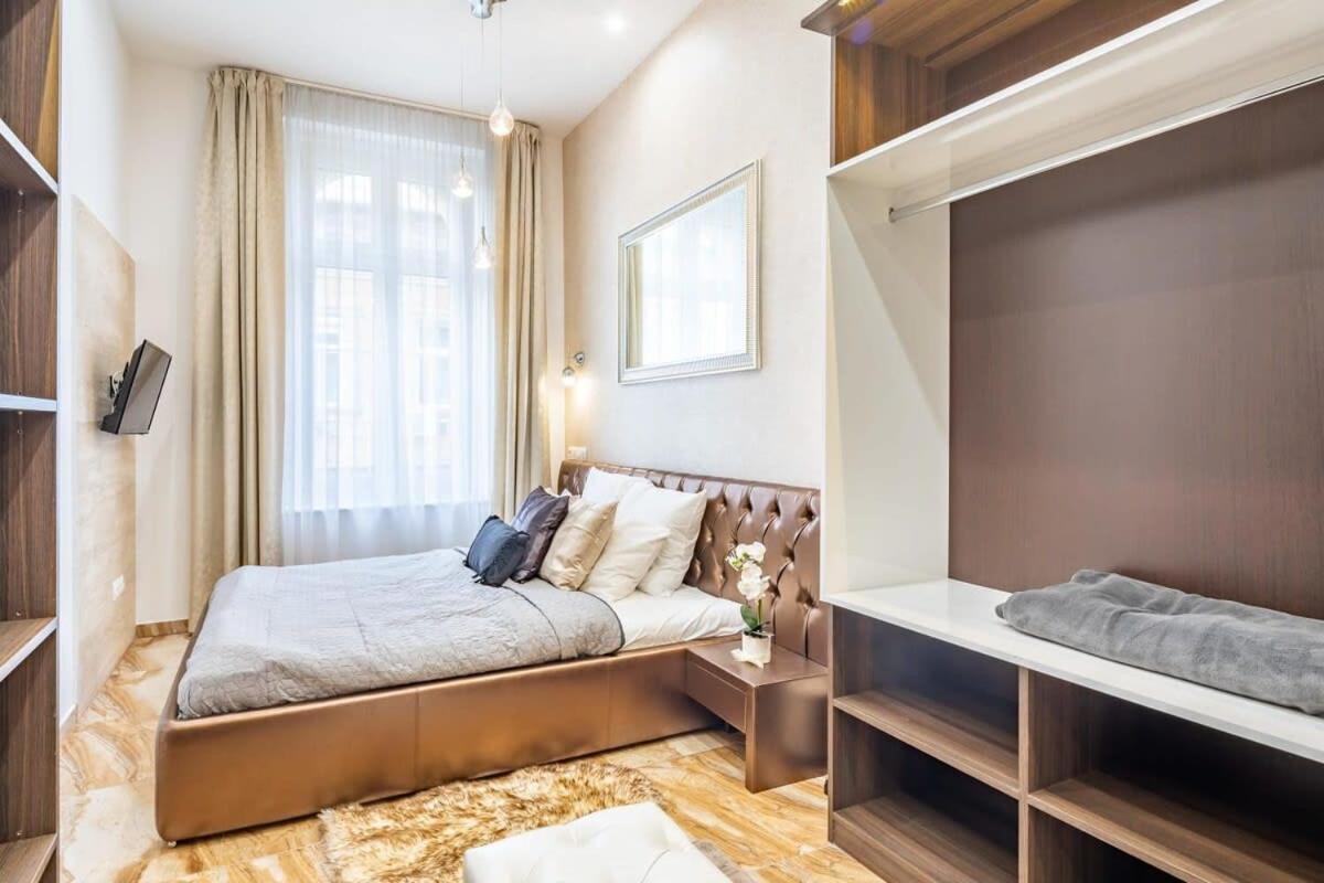 Splendid Perfectly Located Flat With Sauna Appartement Boedapest Buitenkant foto