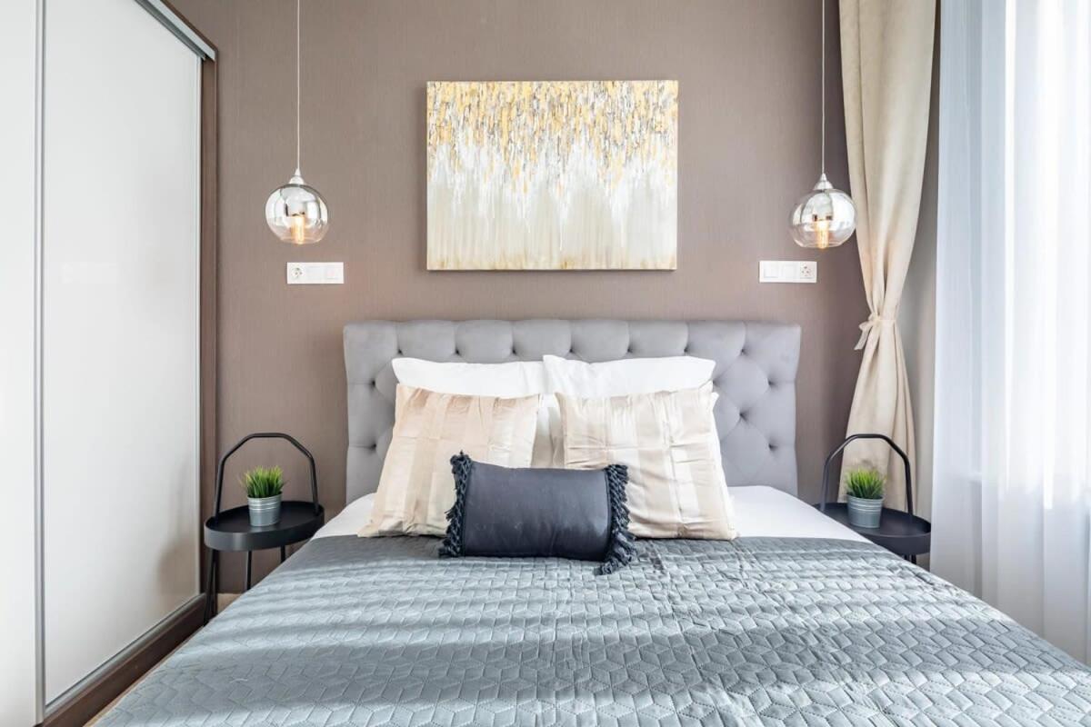 Splendid Perfectly Located Flat With Sauna Appartement Boedapest Buitenkant foto